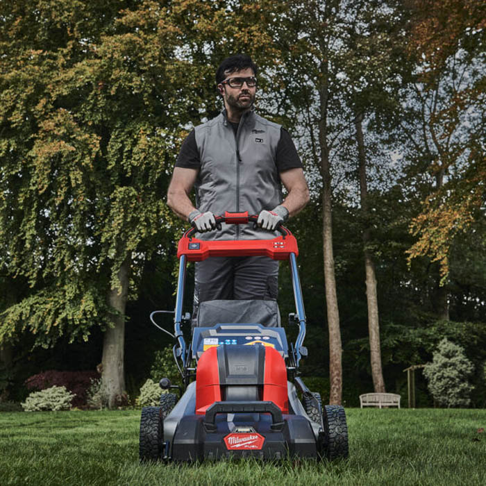 Milwaukee M18 F2LM46-0 18