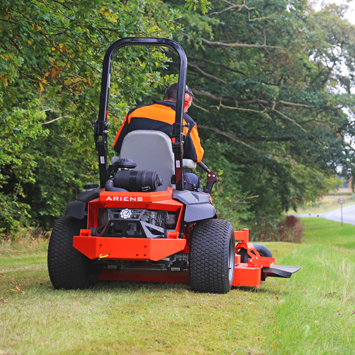 Ariens ZENITH 60" ZeroTurn Tractors & RideOns UK